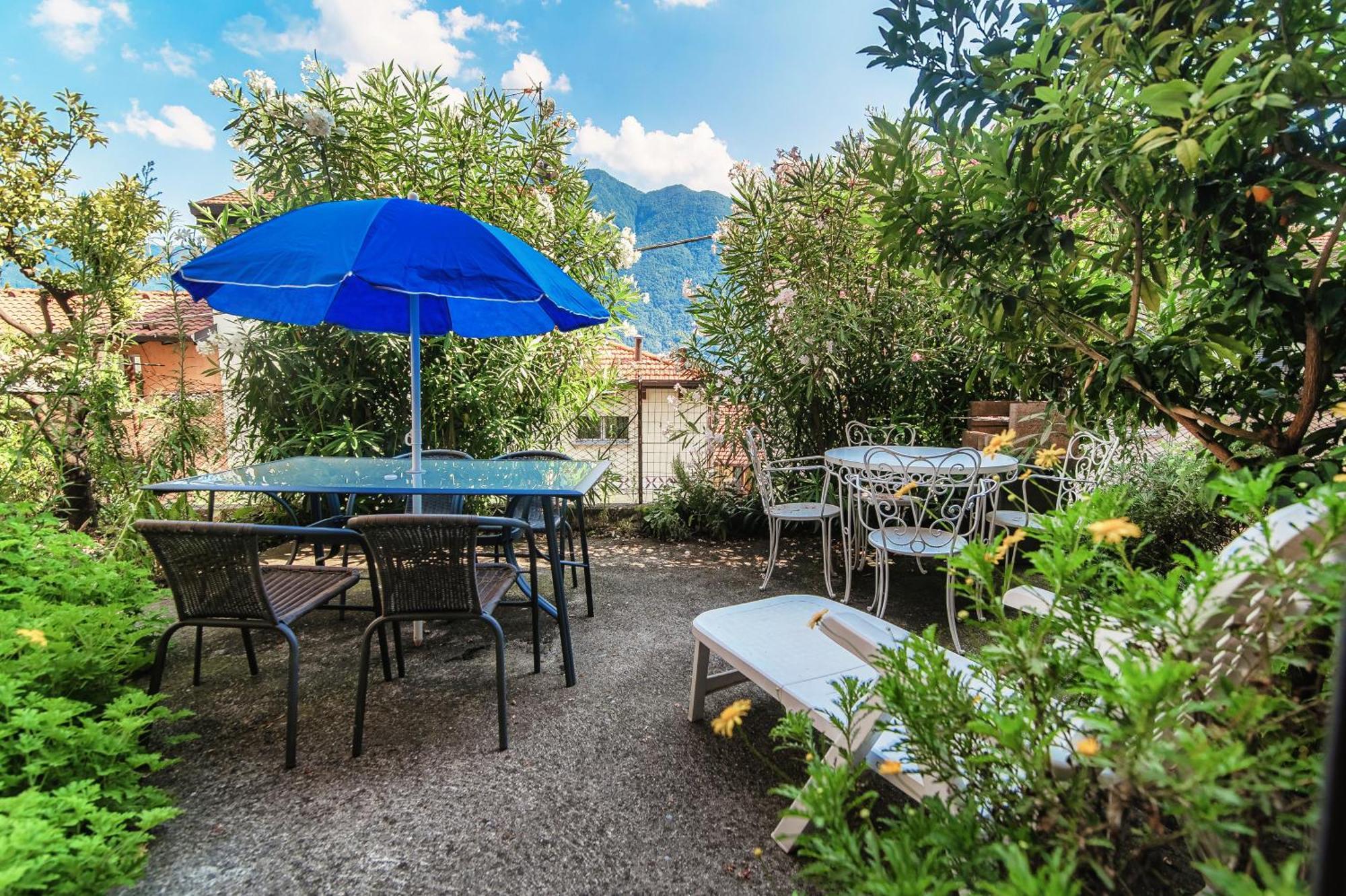 Delizioso Bilocale Vista Lago Colonno Buitenkant foto